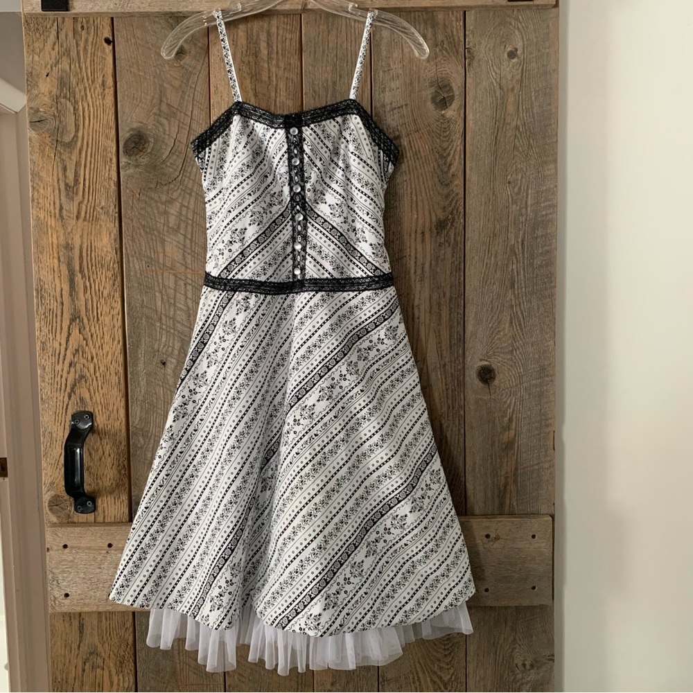 Women’s 3 Vintage MY MICHELLE White Black Floral Spaghetti Strap Sundress EXC